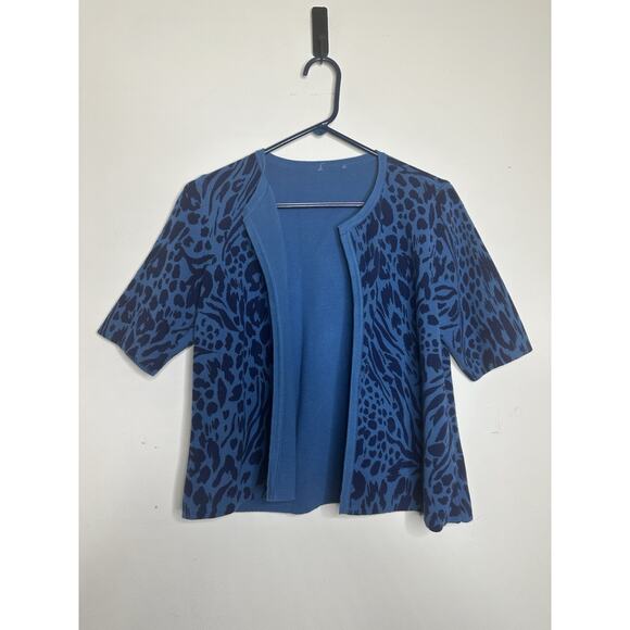 Chicos Size 1 US 8 Teal Short Sleeve Tight Knit Open Cardigan Leopard Animal - Picture 1 of 6